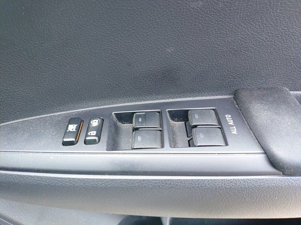 2018 Toyota カローラ アクシオ auction photo 14