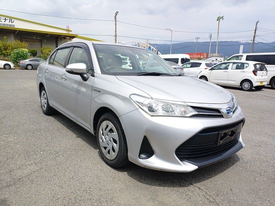 2018 Toyota カローラ アクシオ auction photo 4