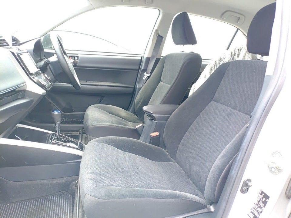2018 Toyota カローラ アクシオ auction photo 16