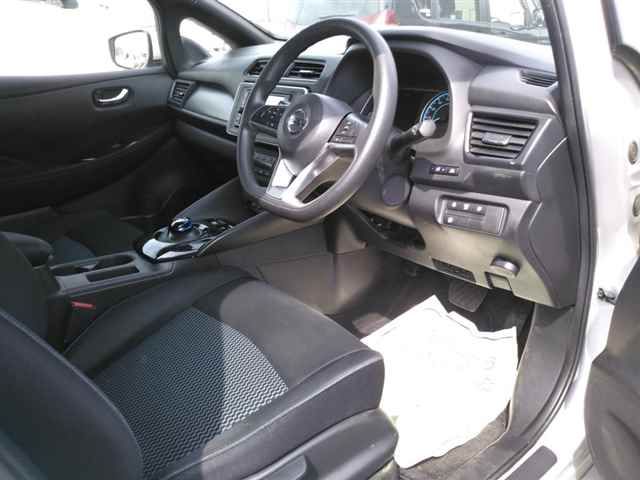 2020 Nissan Leaf S auction photo 3