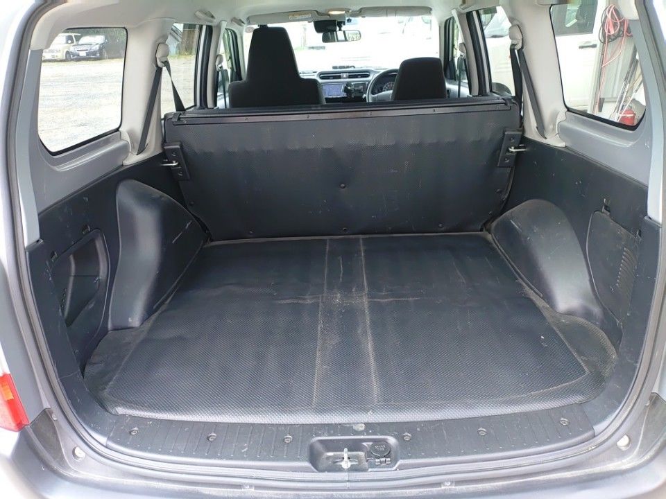 2021 Toyota Probox auction photo 8