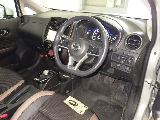 2021 Nissan Note E-Power Medalist auction photo 3