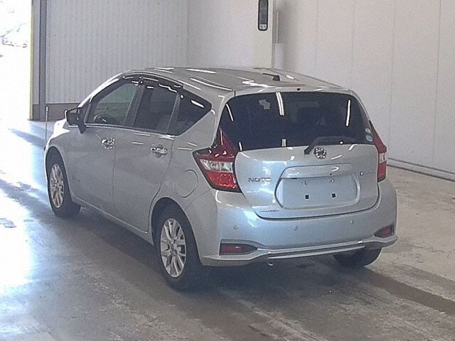 2021 Nissan Note E-Power Medalist auction photo 2
