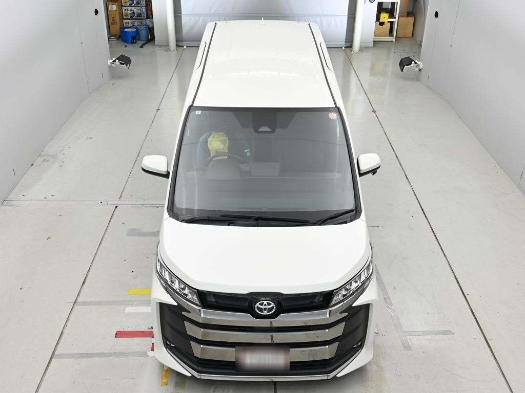 2023 Toyota Noah S-G auction photo 7