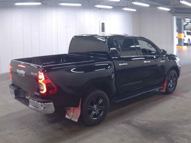 2023 Toyota Hilux Z 4WD auction photo 5