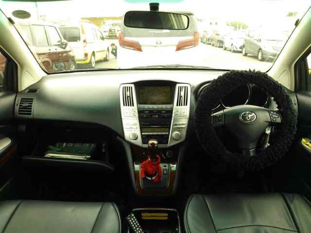 2010 Toyota Harrier 240g Large Package auction photo 8