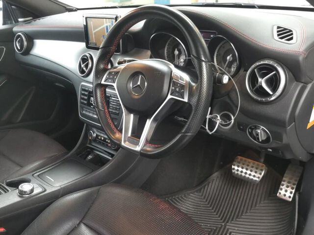 2014 Mercedes-Benz CLA-Class CLA250 4MATIC 4WD auction photo 3