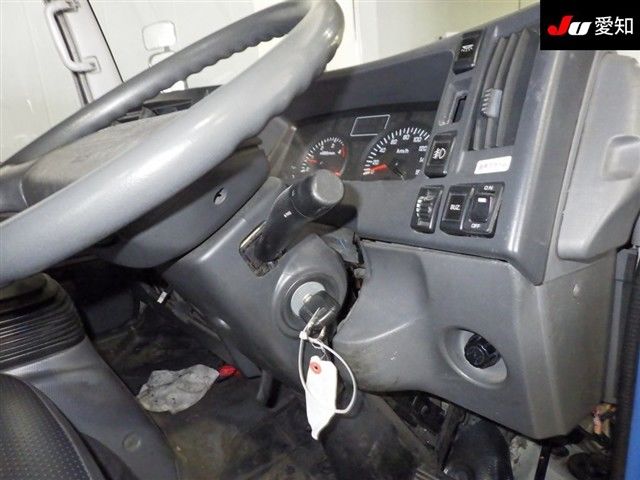 2012 Isuzu エルフ T auction photo 5
