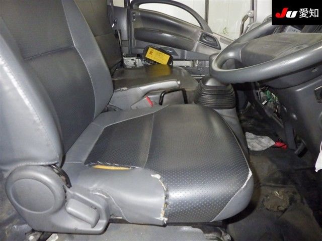 2012 Isuzu エルフ T auction photo 6