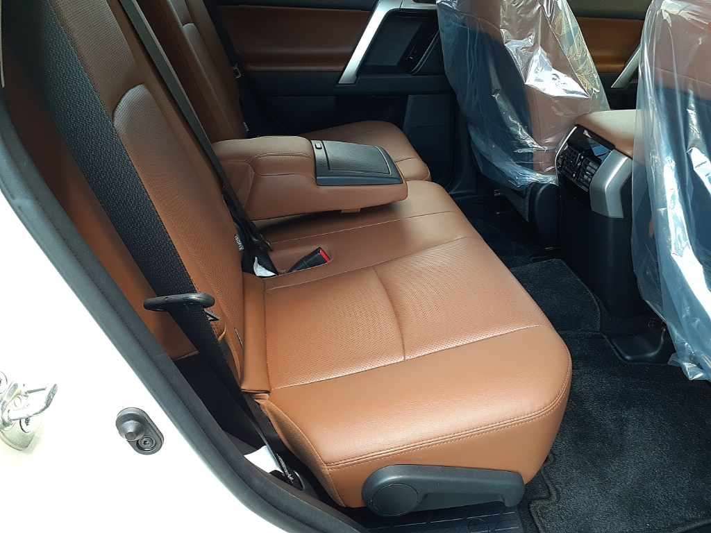 2021 Toyota Land Cruiser Prado TX Lパック70thアニバ 4WD auction photo 12