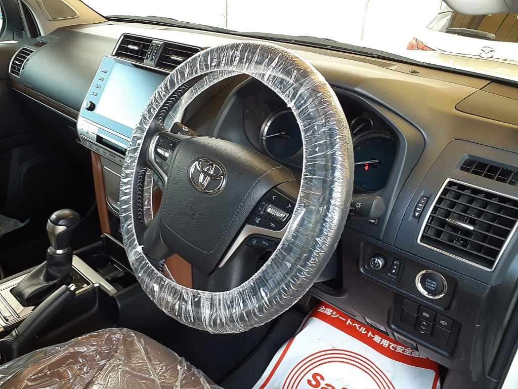 2021 Toyota Land Cruiser Prado TX Lパック70thアニバ 4WD auction photo 9