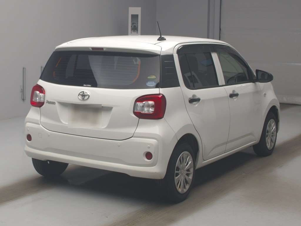 2021 Toyota Passo X S auction photo 2