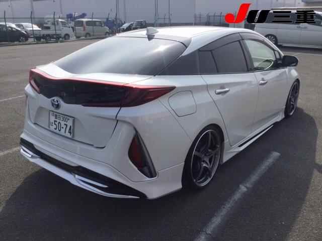 2017 Toyota Prius PHEV モデリスタエアロ S auction photo 6
