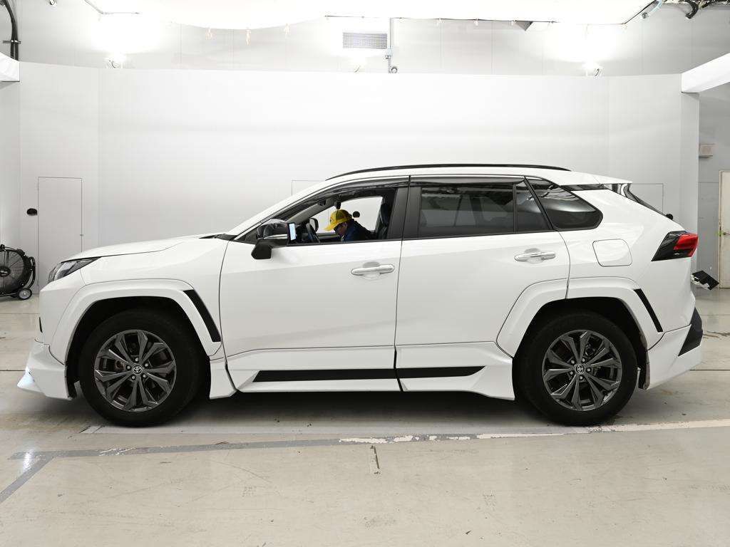 2023 Toyota RAV4 ハイブリッドG 4WD auction photo 4