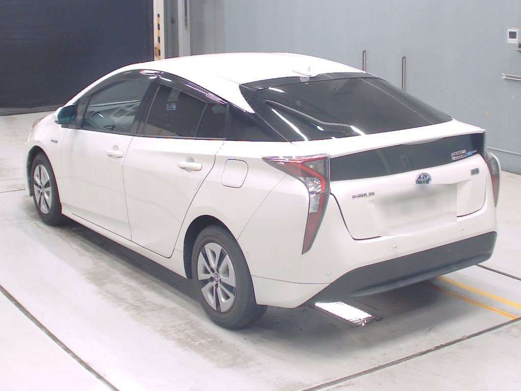 2016 Toyota Prius A auction photo 6