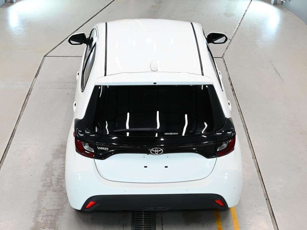 2021 Toyota Yaris X auction photo 8