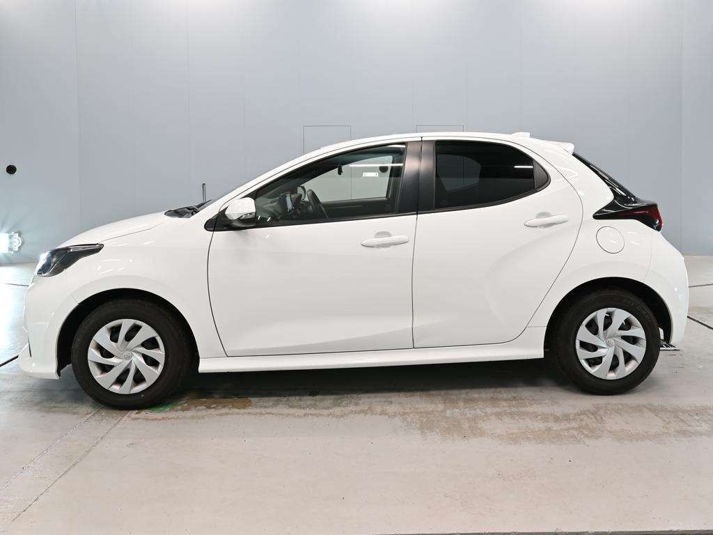 2021 Toyota Yaris X auction photo 4