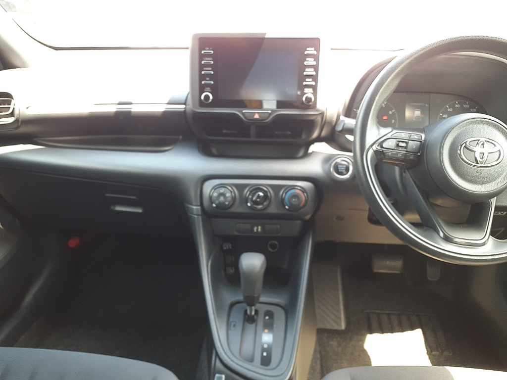 2021 Toyota Yaris X auction photo 11
