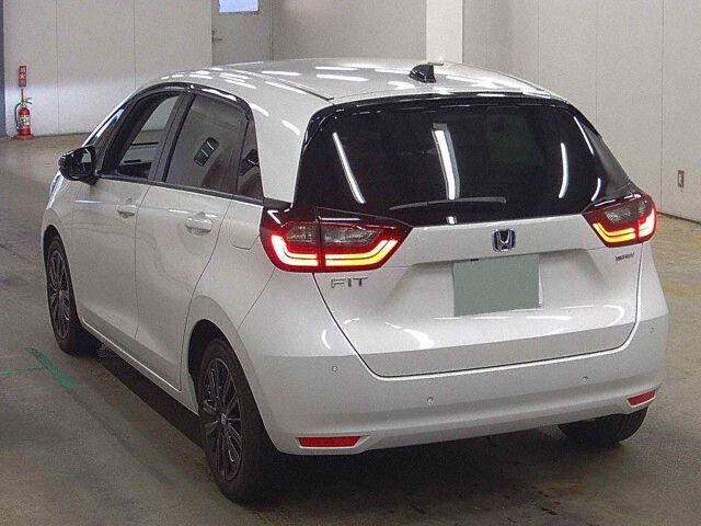 2022 Honda Fit EHEVホームカーサ auction photo 2