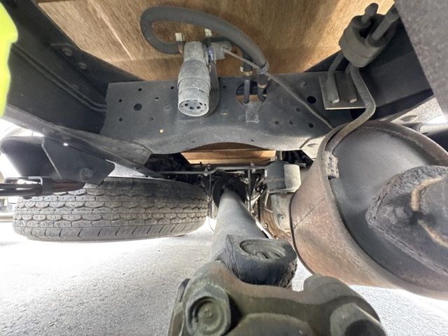 2011 Isuzu Elf ヒラ auction photo 15