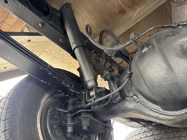 2011 Isuzu Elf ヒラ auction photo 10