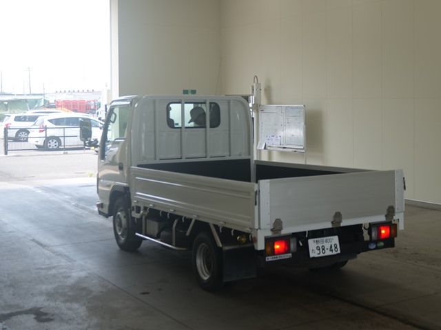 2011 Isuzu Elf ヒラ auction photo 2