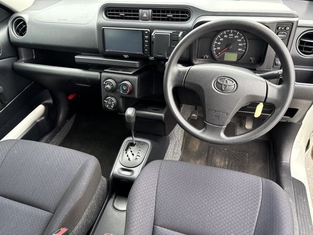 2019 Toyota Probox バン.4WD DX コンフォート auction photo 4