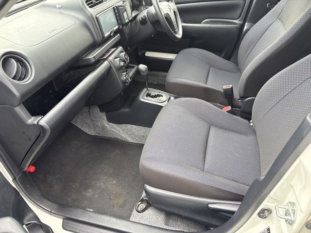 2019 Toyota Probox バン.4WD DX コンフォート auction photo 9