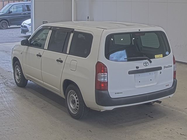 2019 Toyota Probox バン.4WD DX コンフォート auction photo 2