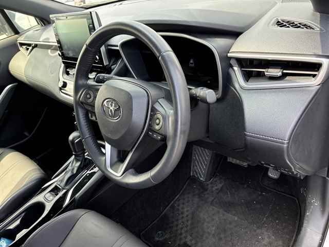 2022 Toyota Corolla Cross ハイブリッドZ auction photo 3