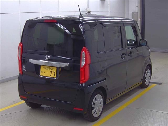 2022 Honda N-BOX L auction photo 4