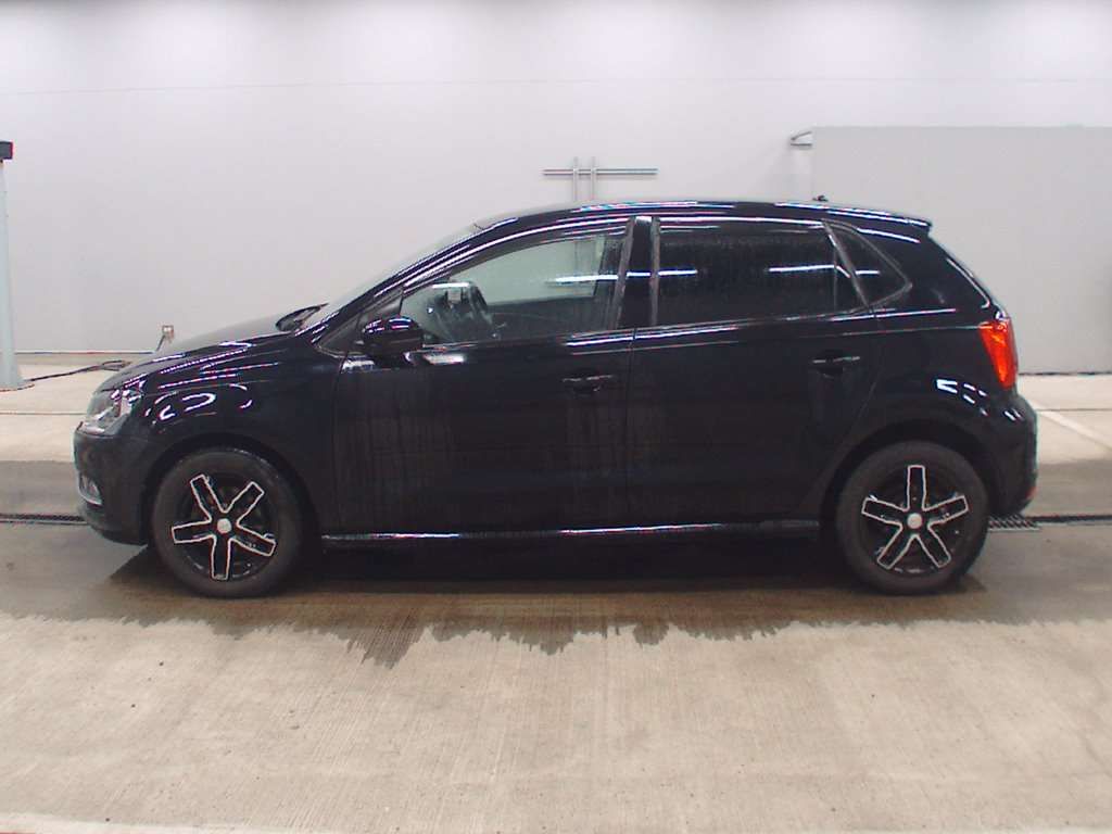 2015 Volkswagen VW ポロ TSIコンフォートラインUPグレド auction photo 4