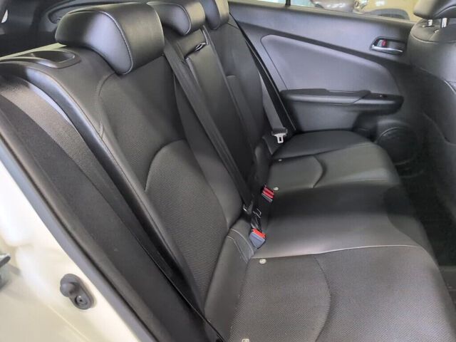 2018 Toyota Prius Aプレミアム auction photo 6