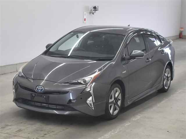 2016 Toyota Prius Aツーリングセレクション auction photo 4