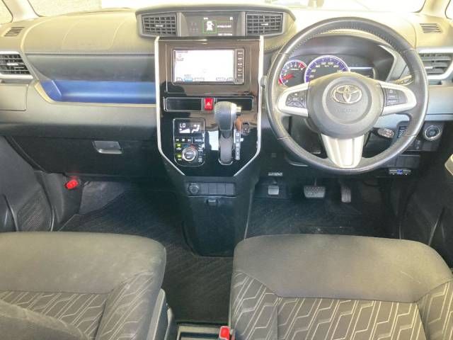 2017 Toyota Roomy カスタムG S auction photo 4