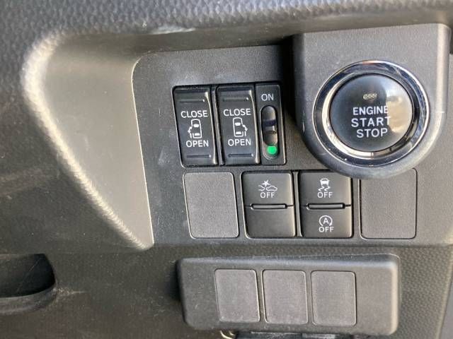 2017 Toyota Roomy カスタムG S auction photo 5