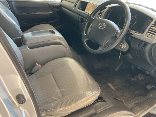 2010 Toyota Hiace バン ワイド ロング auction photo 4