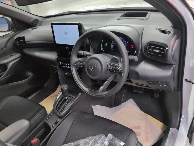 2026 Toyota Yaris Cross Hybrid Z auction photo 3
