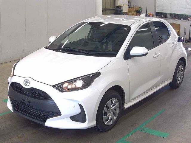 2023 Toyota Yaris X 4WD auction photo 4