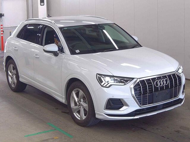 2022 Audi Q3 35TFSI Advance Japan auction vehicle