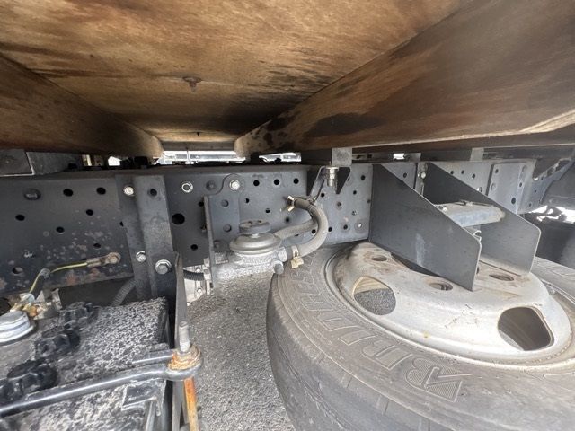 2012 Isuzu Elf ヒラ auction photo 12