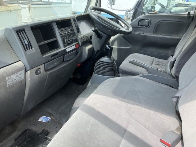 2012 Isuzu Elf ヒラ auction photo 5