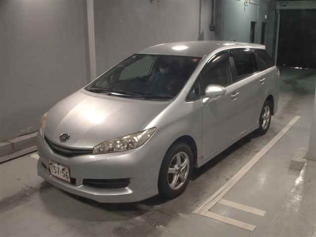 2013 Toyota Wish 1.8X auction photo 4