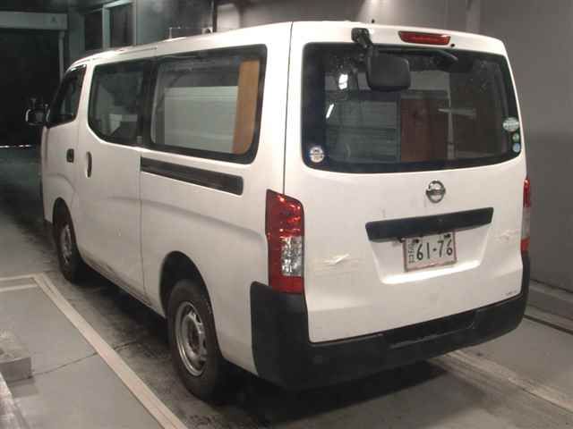 2015 Nissan NV350 Caravan DX auction photo 2