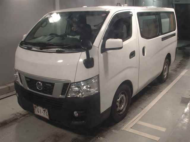 2015 Nissan NV350 Caravan DX auction photo 4
