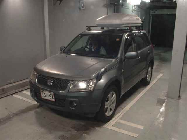 2005 Suzuki エスクード 4WD 2.0XG auction photo 4