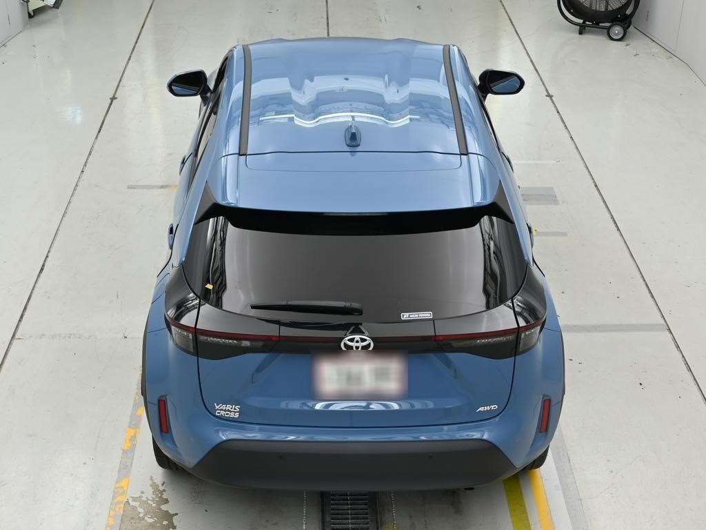 2023 Toyota Yaris Cross Z 4WD auction photo 8