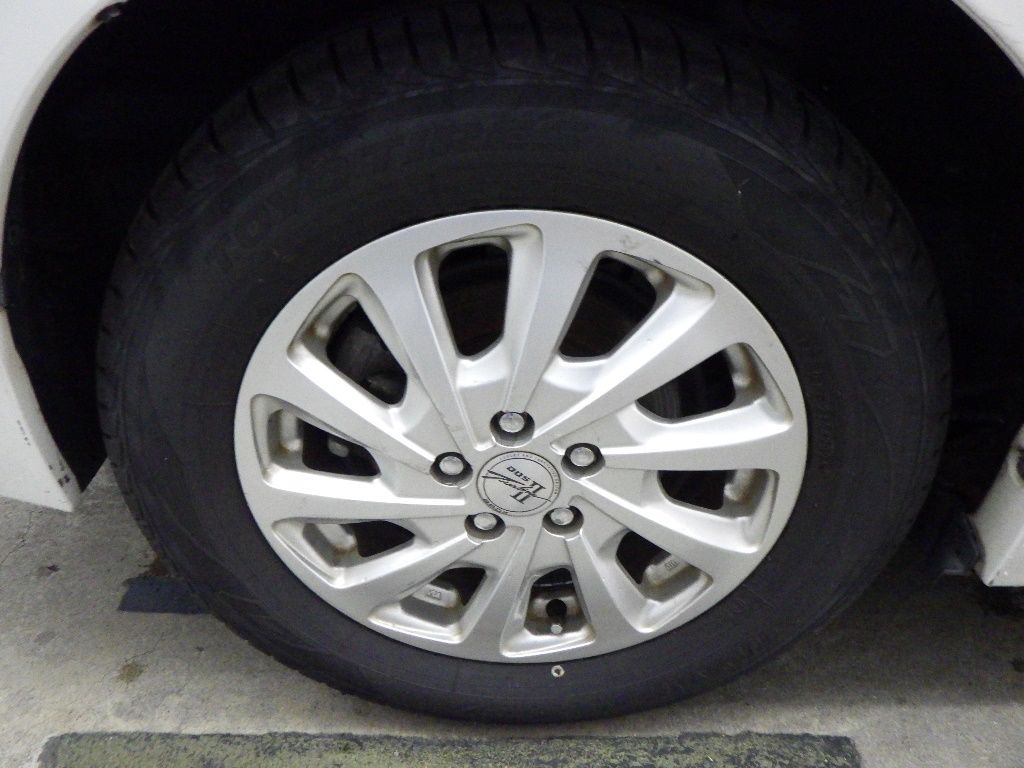 2011 Toyota Prius S auction photo 9