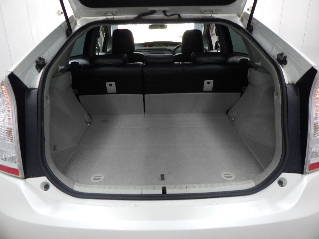 2011 Toyota Prius S auction photo 8