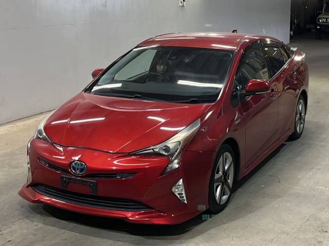 2015 Toyota Prius プレミアム Aツーリング Japan auction vehicle